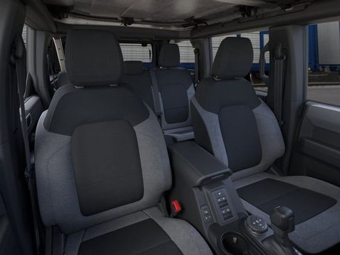 New 2025 Ford Bronco image 13