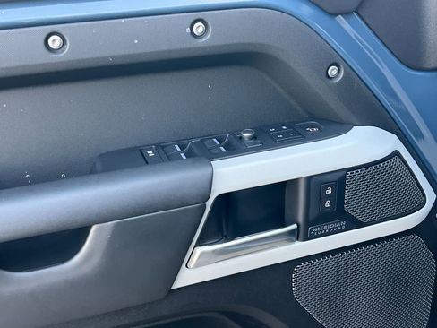 Used 2020 Land Rover Defender 110 HSE image 13