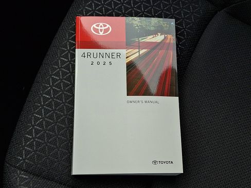 Used 2025 Toyota 4Runner SR5 image 26