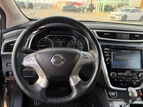 Used 2018 Nissan Murano SL image 25