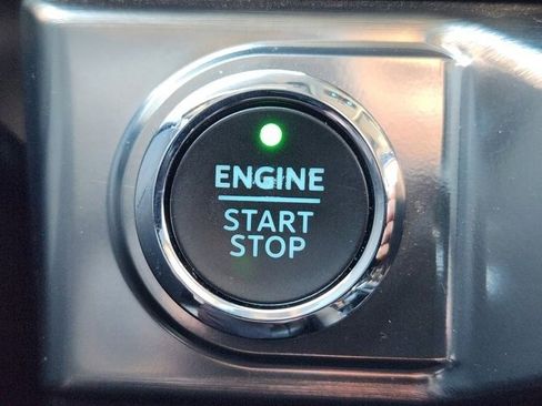 Used 2022 Ford F150 Lariat w/ Equipment Group 502A High image 20