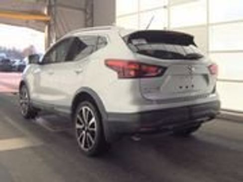 Used 2018 Nissan Rogue Sport SL w/ SL Premium Package image 8