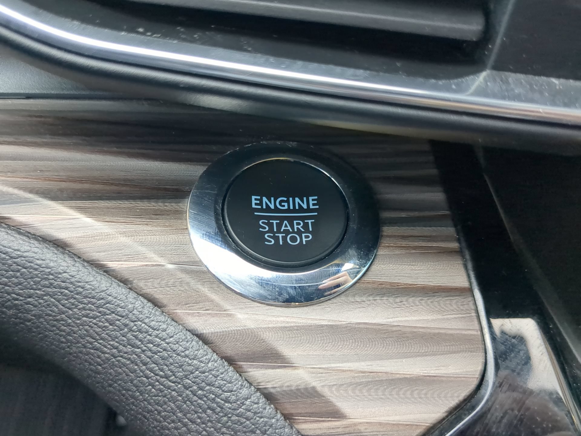 Certified 2022 Ford Explorer Limited RWD image 70