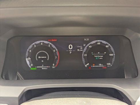 Used 2025 Toyota Tacoma TRD Off-Road w/ TRD Off Road Premium Package AWD/4WD image 9