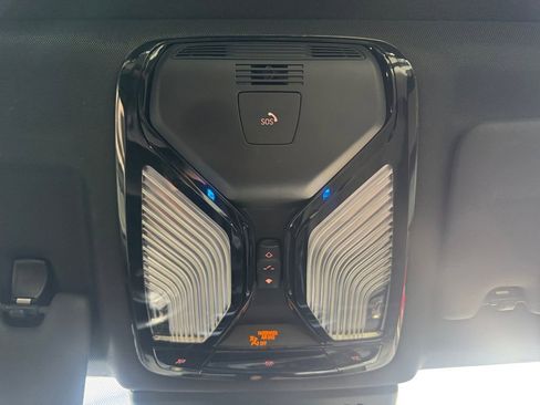 Used 2021 BMW 330e w/ M Sport Package image 27