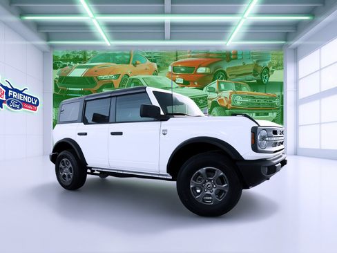 Used 2023 Ford Bronco Big Bend image 1