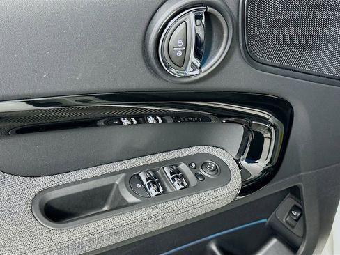 Certified 2024 MINI Cooper Countryman S FWD image 18