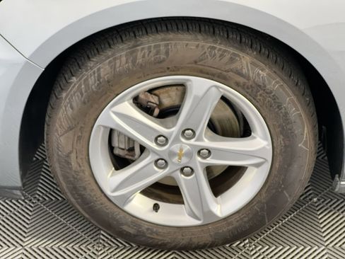 Used 2024 Chevrolet Malibu LT FWD image 11