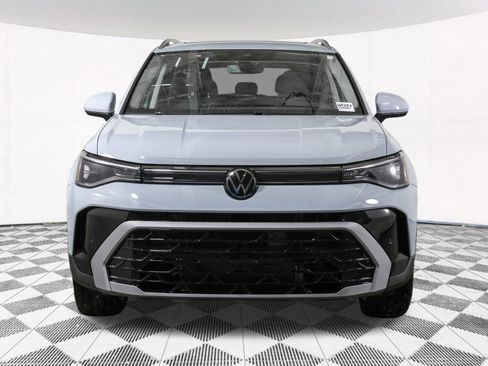 New 2026 Volkswagen Taos SEL image 8