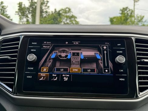 Used 2023 Volkswagen Atlas SE AWD/4WD image 16