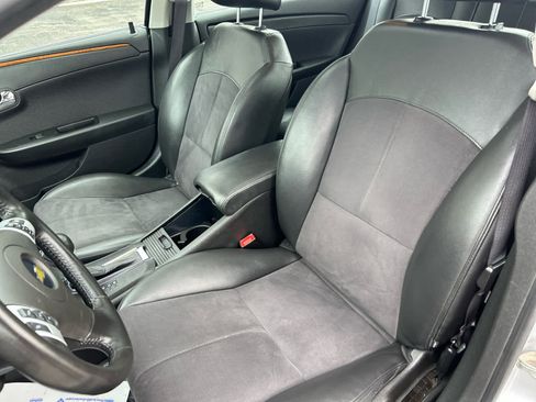 Used 2011 Chevrolet Malibu LT FWD image 13