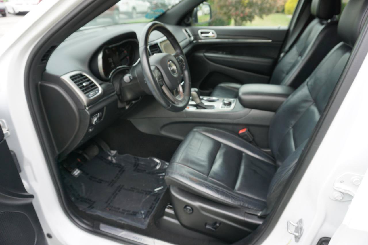 Used 2019 Jeep Grand Cherokee Limited AWD/4WD image 7