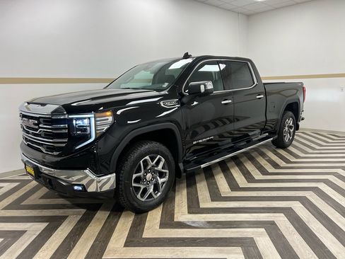New 2026 GMC Sierra 1500 SLT w/ SLT Premium Plus Package image 1