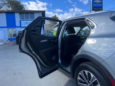 Certified 2025 Buick Envision Preferred image 33