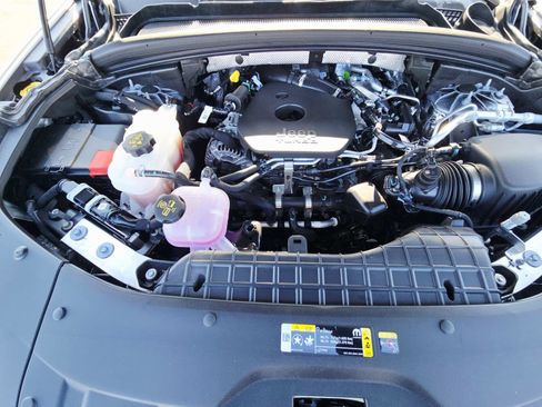 New 2026 Jeep Grand Cherokee Altitude image 17