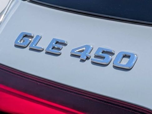 Used 2025 Mercedes-Benz GLE 450 4MATIC w/ AMG Line Exterior image 12
