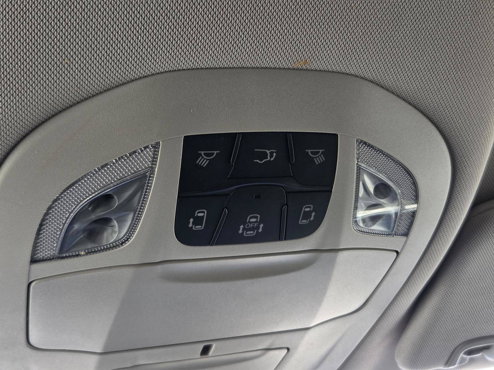 Used 2023 Chrysler Voyager LX FWD image 22
