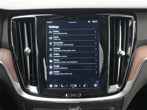 Used 2024 Volvo S60 B5 Plus image 15