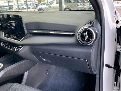 Used 2025 Chevrolet Equinox LT image 16