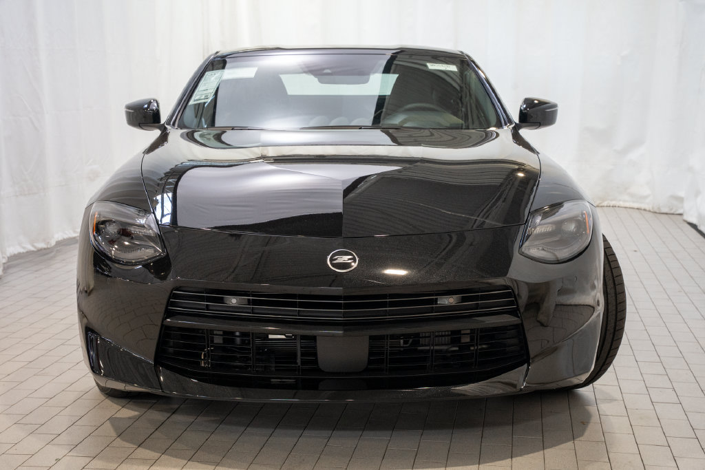 New 2027 Nissan Z Performance RWD image 3