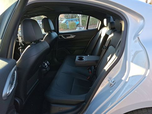 New 2025 Alfa Romeo Giulia w/ Veloce Package Rwd image 13