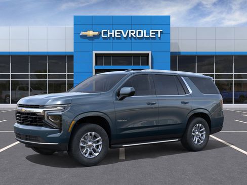New 2026 Chevrolet Tahoe LS image 3