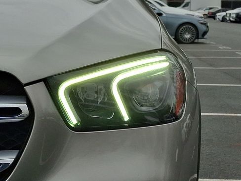 Used 2020 Mercedes-Benz GLE 350 4MATIC image 9