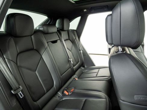 New 2026 Porsche Macan AWD/4WD image 23
