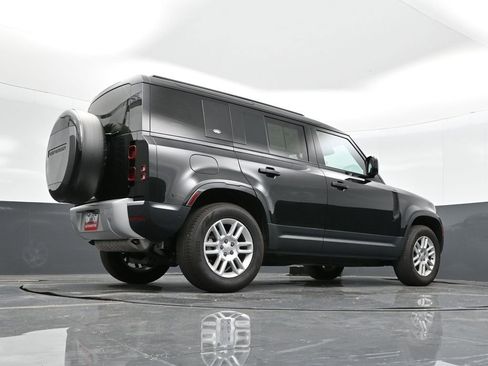 Used 2024 Land Rover Defender 110 S image 37