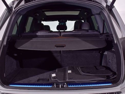 Used 2025 Mercedes-Benz GLS 450 4MATIC image 25