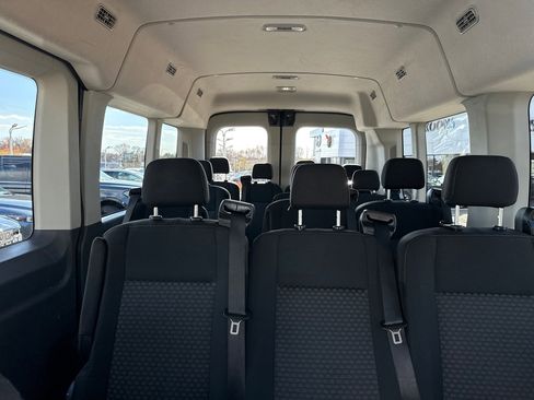Used 2022 Ford Transit 350 XLT image 21