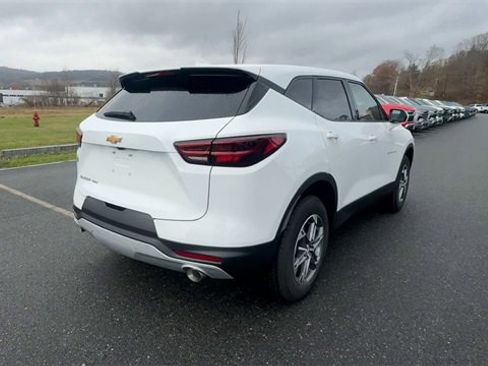 New 2025 Chevrolet Blazer LT w/ LPO, Floor Liner Package image 8