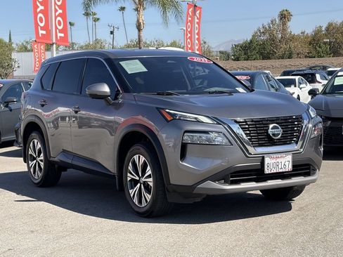 Used 2021 Nissan Rogue SV FWD image 46