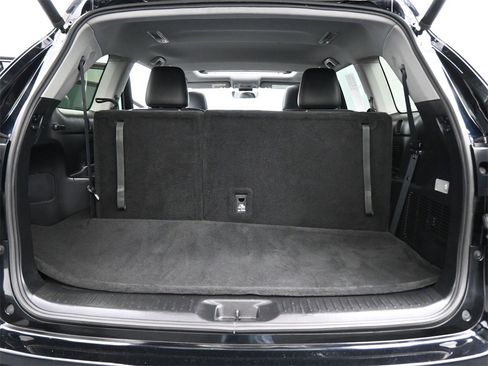 Used 2019 Toyota Highlander Limited image 20