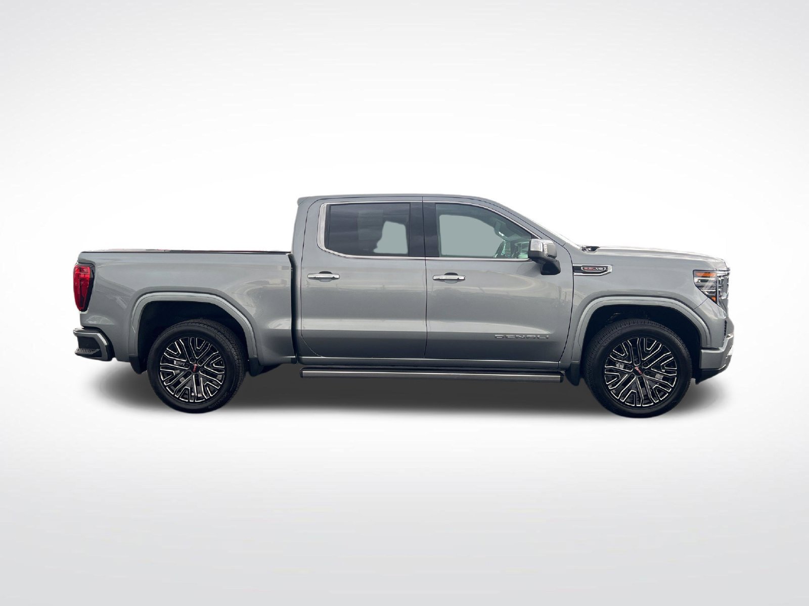 Used 2026 GMC Sierra 1500 Denali w/ Denali Reserve Package AWD/4WD image 2