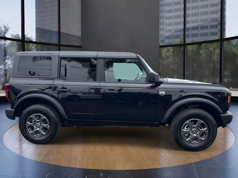 Certified 2025 Ford Bronco Big Bend AWD/4WD image 2