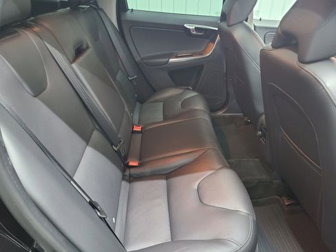 Used 2017 Volvo XC60 T6 Inscription w/ Climate Package AWD/4WD image 40