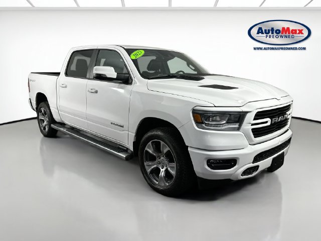 Used 2023 RAM 1500 Laramie AWD/4WD image 1