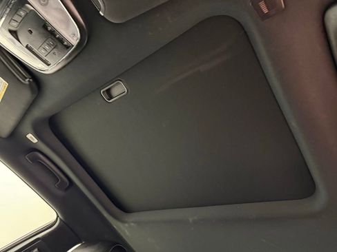 Used 2020 Dodge Charger GT w/ Plus Group image 18