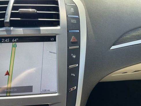 Used 2018 Lincoln MKZ Reserve w/ Technology Package FWD image 18
