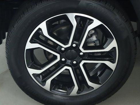 Used 2023 Jeep Compass Limited AWD/4WD image 12