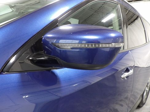 Used 2018 Nissan Pathfinder SV w/ Cargo Package image 7