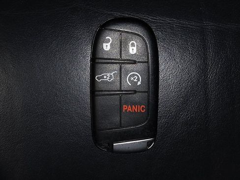 Used 2019 Dodge Durango Citadel RWD image 32