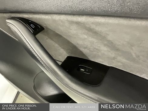 Used 2021 Tesla Model Y Long Range image 22