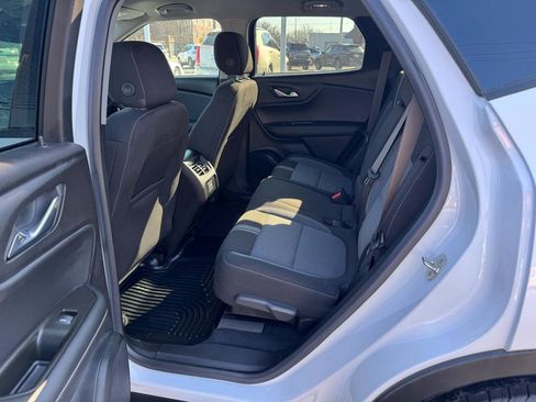 Used 2024 Chevrolet Blazer LT w/ Convenience Package image 9