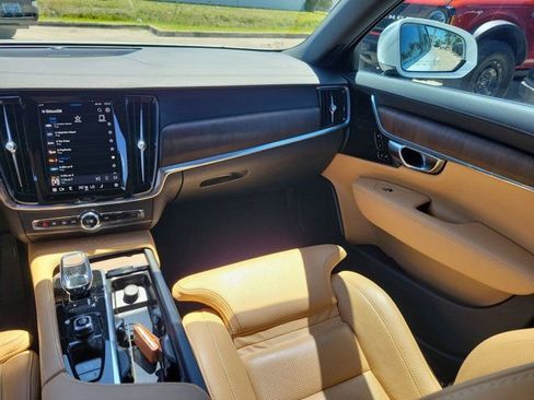 Used 2023 Volvo S90 B6 Ultimate w/ Lounge Package AWD/4WD image 21
