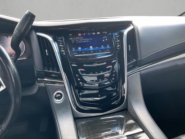 Certified 2018 Cadillac Escalade Platinum AWD/4WD image 8