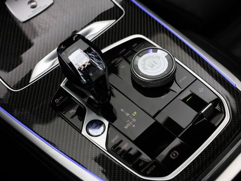 Used 2024 BMW ALPINA XB7 AWD/4WD image 37