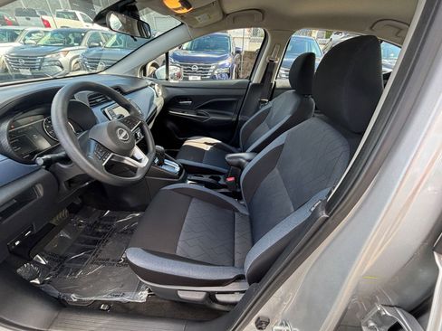 Used 2025 Nissan Versa SV FWD image 24