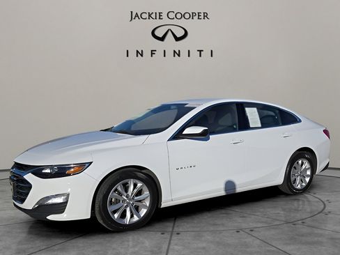 Used 2023 Chevrolet Malibu LT image 1
